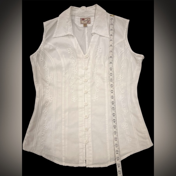 Scully White Floral Embroidered Blouse - Picture 8 of 15